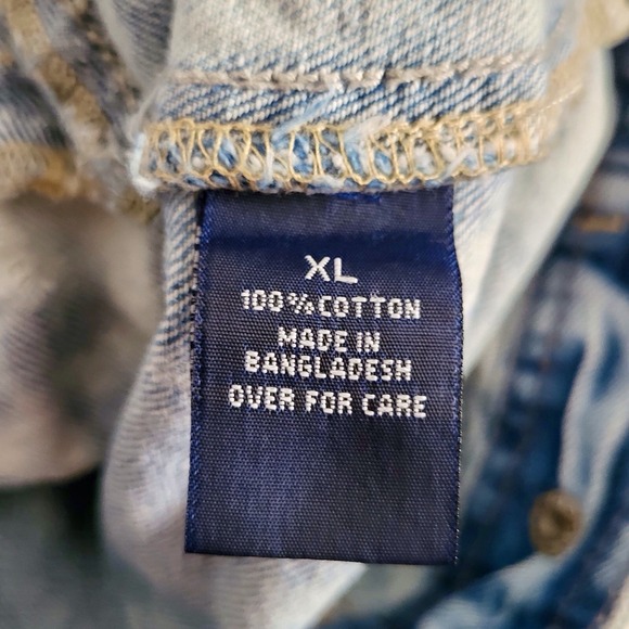 Amethyst Jeans Light Wash Distressed Blue Jean Jacket Size Juniors XL‎ - Picture 5 of 10